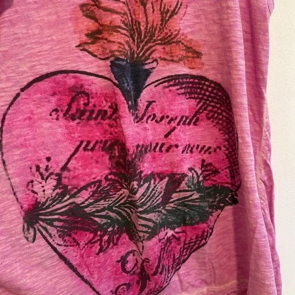 Magnolia Pearl Pink Graphic Tank Top - Picture 2 of 5